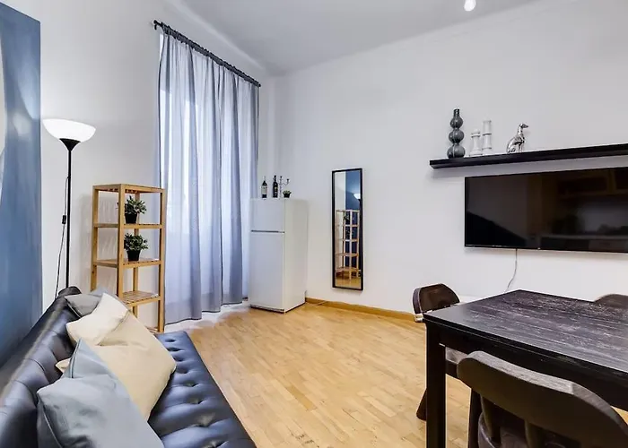 The Great Beauty - 2 Double Bedrooms & 2 Bathrooms
