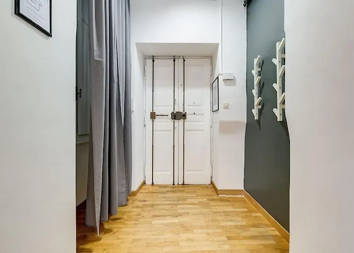 The Great Beauty - 2 Double Bedrooms & 2 Bathrooms