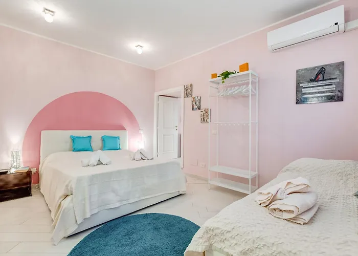 The Great Beauty - 2 Double Bedrooms & 2 Bathrooms