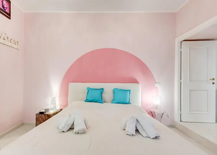 The Great Beauty - 2 Double Bedrooms & 2 Bathrooms *
